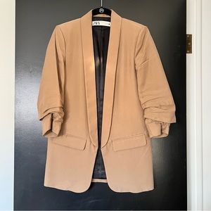 Zara Oversized Blazer (size XS)